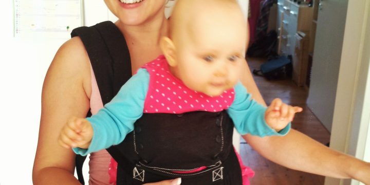 Baby im Fettweisgips – 10 wertvolle Tipps für Alltag und Pflege