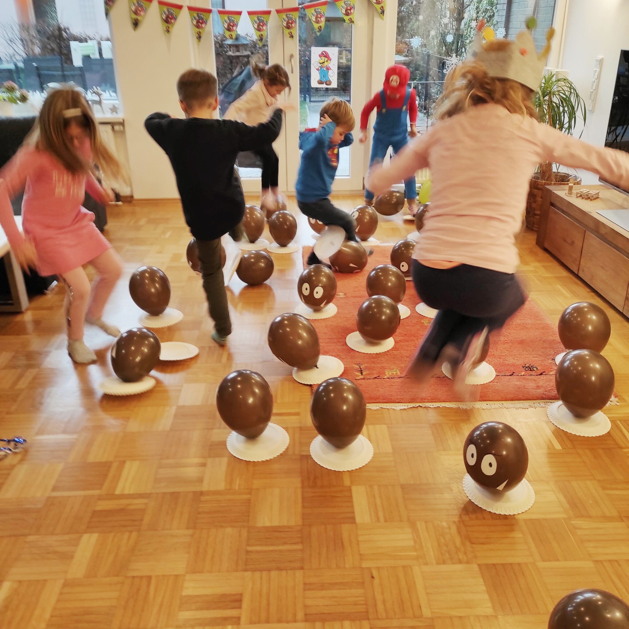 Kindergeburtstag "Super Mario" - von knall bis bunt