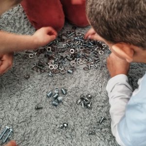 Kindergeburtstag Pumuckl Schraubenspiel